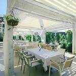 Art Studio Sozopol 'Kyu Ivan' - Terrace And Green Patio Just Infront Ot The Pool - Greenlive Beach Lejlighed Sozopol